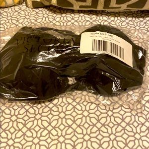 Victoria Secret light push up perfect shape bra